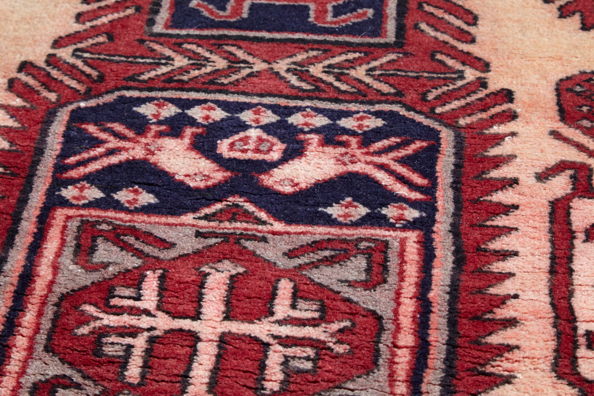 No. 890 Vintage Persian Rug 4' 9